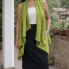 Julie cape (3) Emerald Horizon, Vest